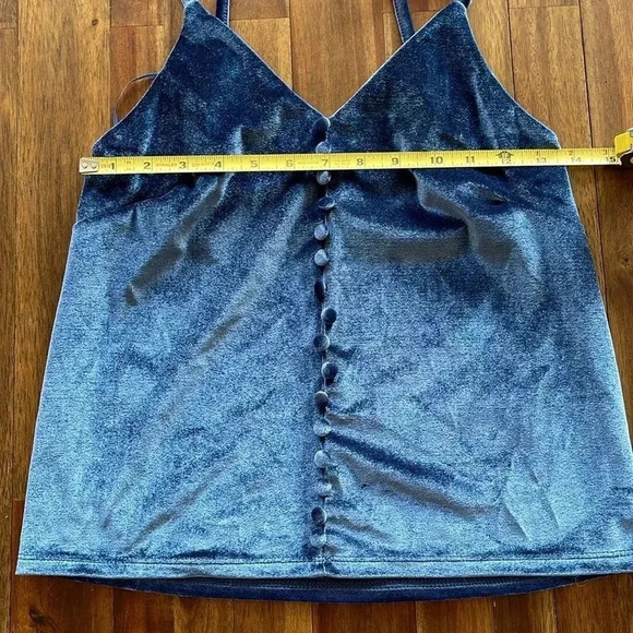 Rock and Roll Cowgirl velvet top - Picture 3 of 6